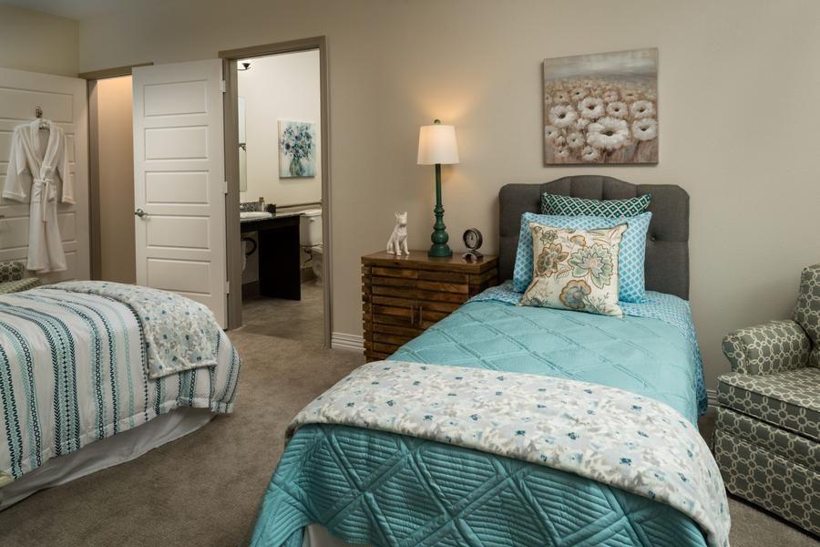 Spring Cypress Senior Living - Gallery Image 5