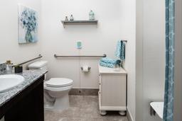 Spring Cypress Senior Living - Gallery Image 2