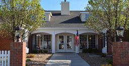 Country Place Senior Living - Gallery Image 2