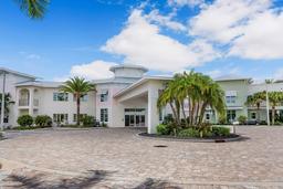 Luxe Senior Living at Jupiter - Gallery Image 2