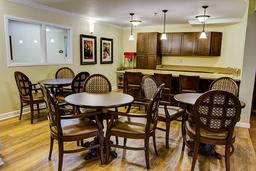 Deer Park Assisted Living - Gallery Image 4