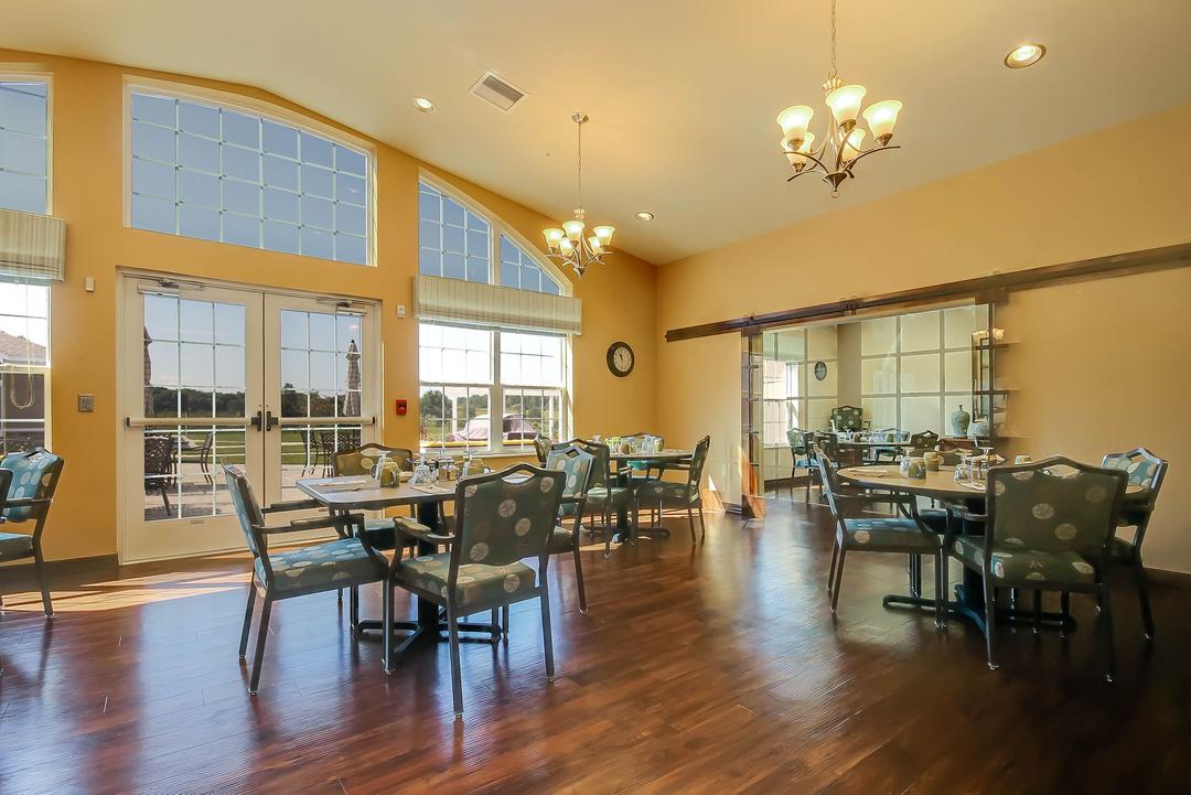 Hathaway Hills Assisted Living & Memory Care - Gallery Image 5