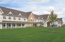 Charter Senior Living of Pekin - Gallery Image 3