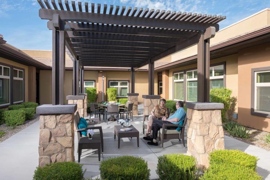 Mosaic Gardens Memory Care at Chandler - Gallery Image 2