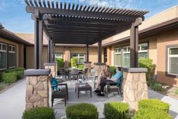 Mosaic Gardens Memory Care at Chandler - Gallery Image 2