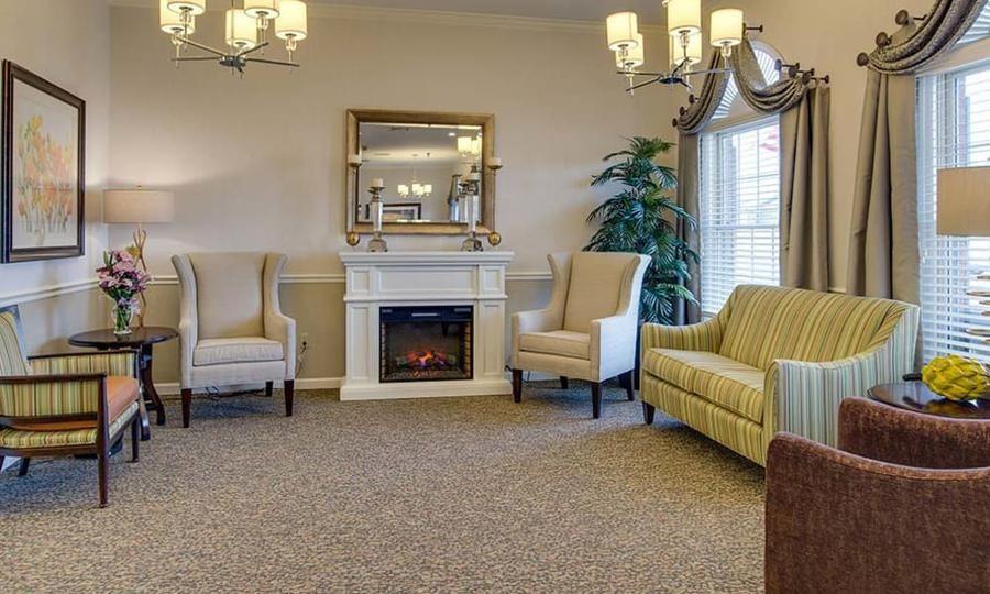 Bradford Court Senior Living - Gallery Image 3