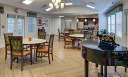 Bradford Court Senior Living - Gallery Image 5