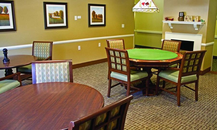 Charter Senior Living of Woodbridge - Gallery Image 5