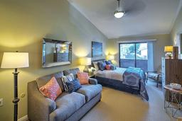 Canyon Trails Senior Living - Gallery Image 1