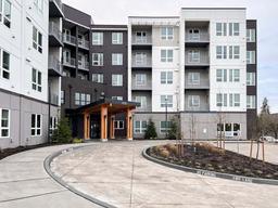 MorningStar Senior Living of Kirkland - Gallery Image 1