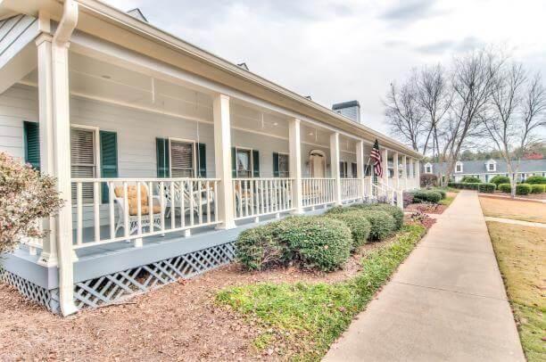 Laurel Glen at Carrollton Senior Living - Gallery Image 4