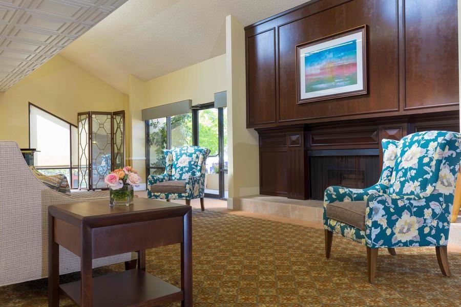 The Point at Rockridge Senior Living - Gallery Image 5