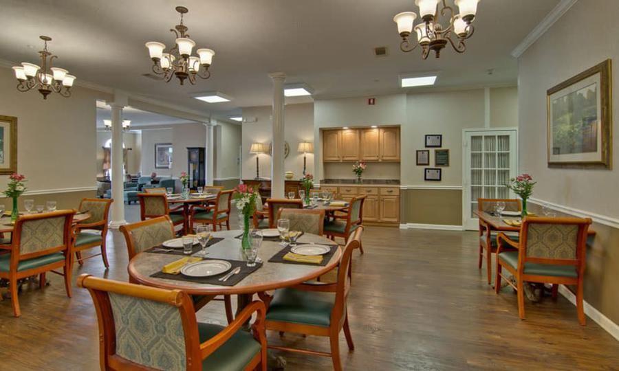 Harmony Hill Senior Living - Gallery Image 5