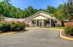 Charter Senior Living of Newport News - Gallery Image 4