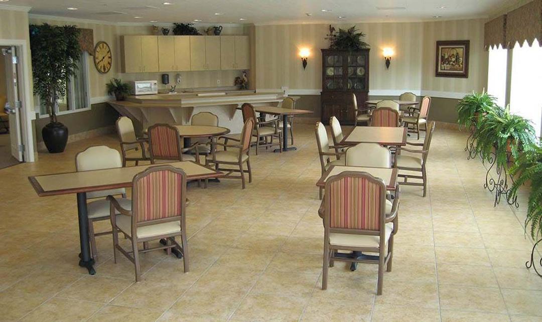 Cedar Ridge Alzheimer's Special Care Center - Gallery Image 3