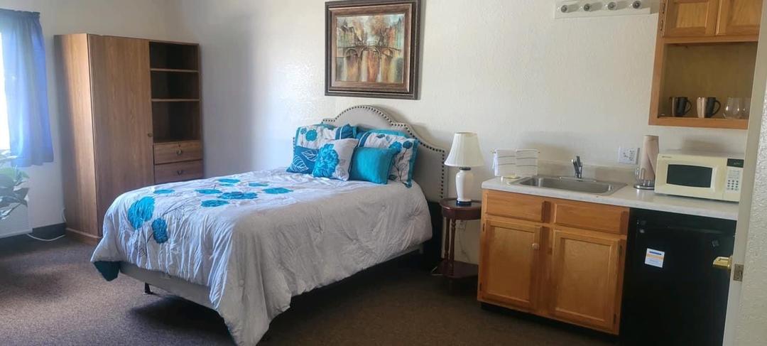 Arcadia Oaks Assisted Living - Gallery Image 3