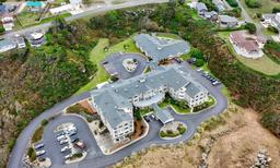 Pacific View Senior Living - Gallery Image 5