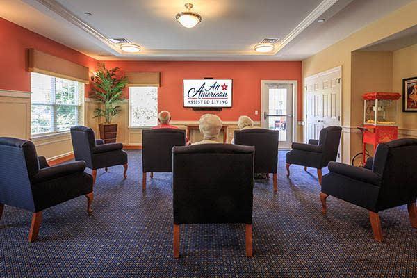 All American Assisted Living at Warwick - Gallery Image 3