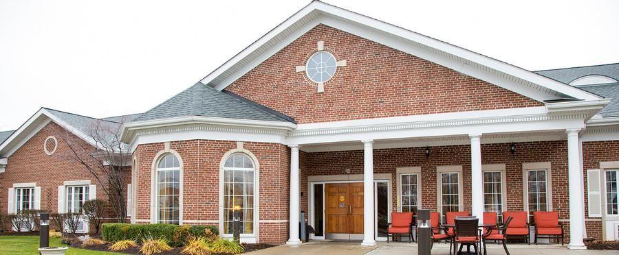 Paramount Senior Living at Middleburg Heights