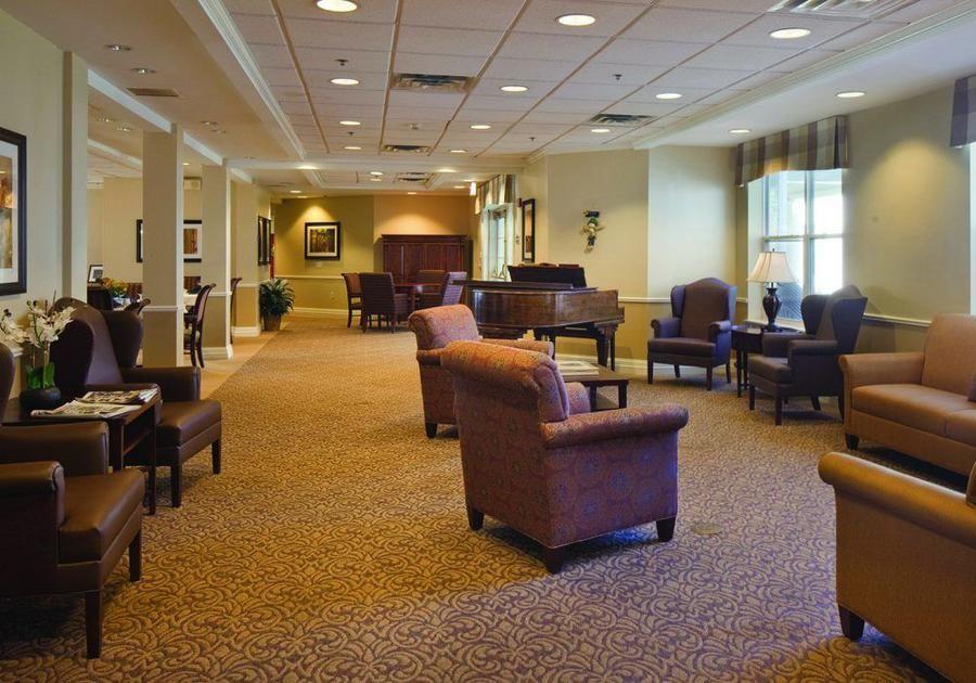 Charter Senior Living of Danvers - Gallery Image 2