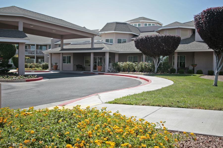 Solstice Senior Living at Rio Norte - Gallery Image 2