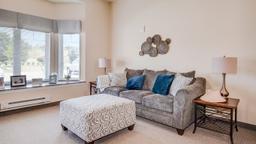 Boulder Creek Assisted Living & Memory Care - Gallery Image 5