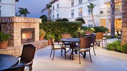 Belmont Village Senior Living Rancho Palos Verdes - Gallery Image 2