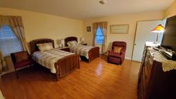 Homecrest Assisted Living - Gallery Image 1