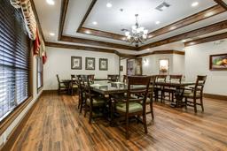 Avalon Memory Care - Arlington 7120 - Gallery Image 2