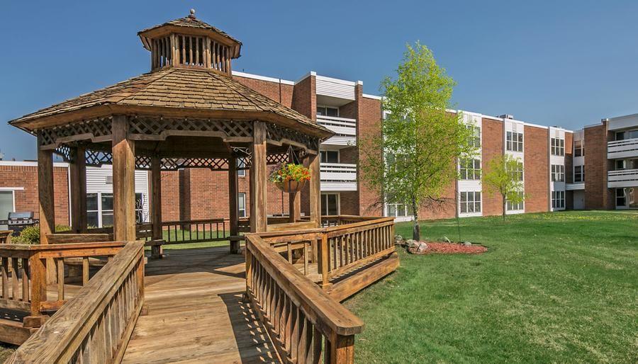 The Fountains at Franklin - Gallery Image 1