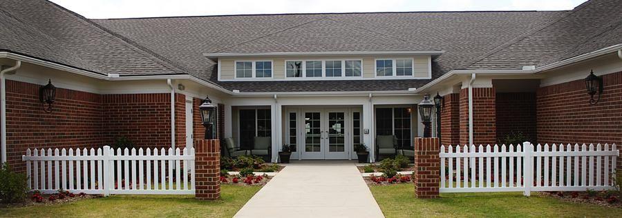 Country Place Senior Living of Canton - Pine - Gallery Image 1