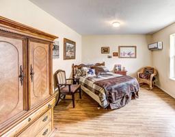 Laurel Glen at Stephenville Assisted Living & Memory Care - Gallery Image 5