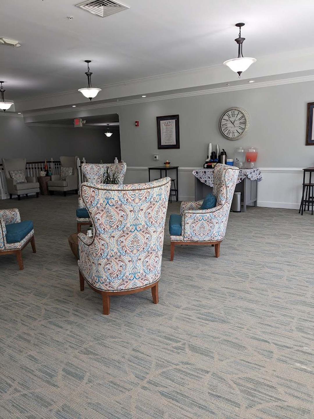 Commonwealth Senior Living at Hampton - Gallery Image 6