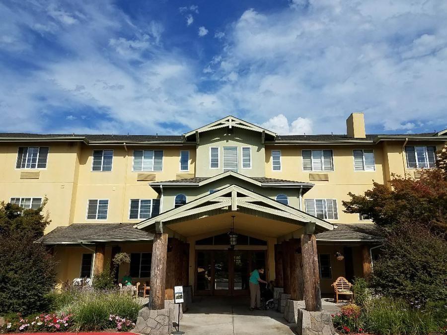 Solstice Senior Living at Santa Rosa