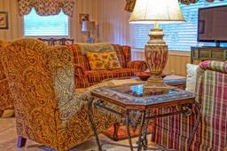 Azalea Oaks Place - Gallery Image 4