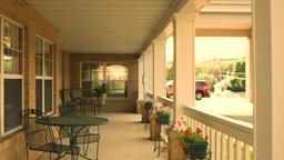 Laurel's Edge Assisted Living - Gallery Image 1