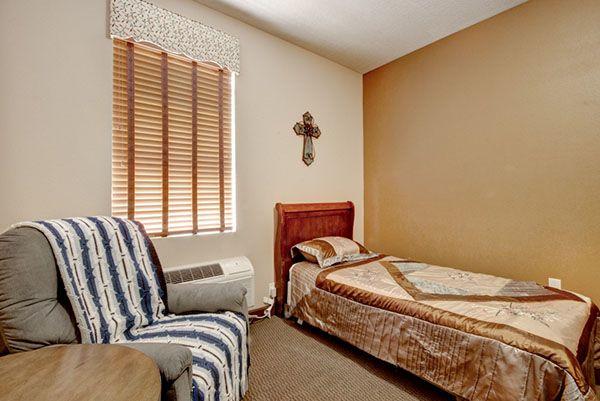 Life Spire Assisted Living - Albuquerque NE - Gallery Image 2