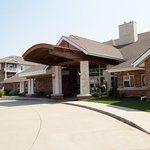 Woodlands Creek Retirement Community - Gallery Image 1