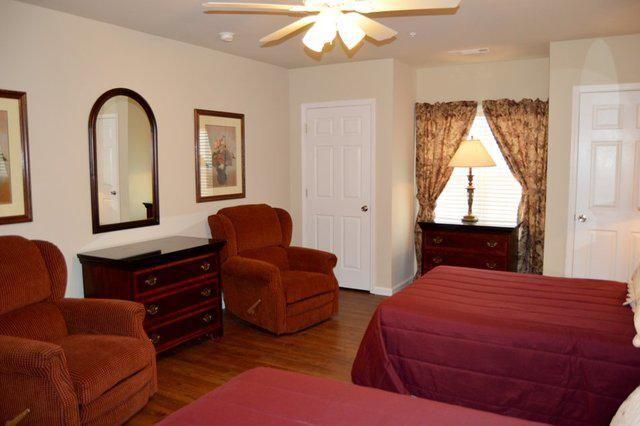 Highland Circle Personal Care Home - Gallery Image 1