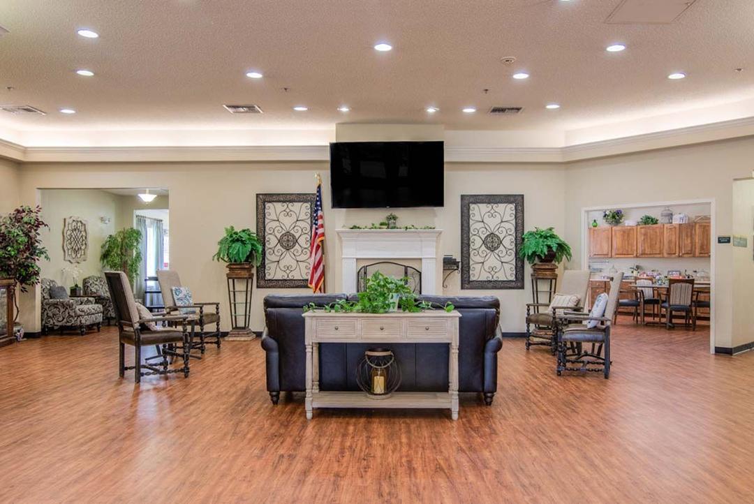 Lewisville Estates Assisted Living & Independent Living - Gallery Image 6