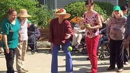 Courtyard at Jamestown Assisted Living - Gallery Image 3