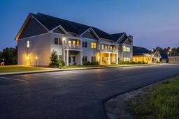 Milestone Senior Living Woodruff - Gallery Image 1