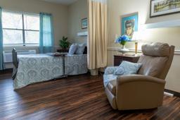 Ridgecrest Retirement & Healthcare - Gallery Image 3