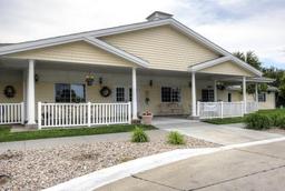 Cottonwood Senior Living - Gallery Image 4