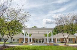 Lighthouse Senior Living at Ellicott City - Gallery Image 5