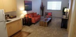 Solstice Senior Living at Apple Valley - Gallery Image 4