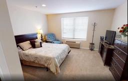 Assisted Living, Majestic Care of Fairfield - Gallery Image 5