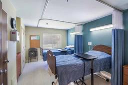 Kenansville Health & Rehabilitation Center - Gallery Image 4