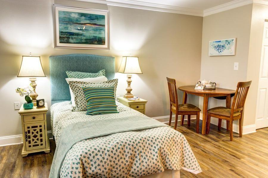 Magnolia Place of Roswell Assisted Living - Gallery Image 2