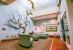 Davis Health Care Center - Gallery Image 3